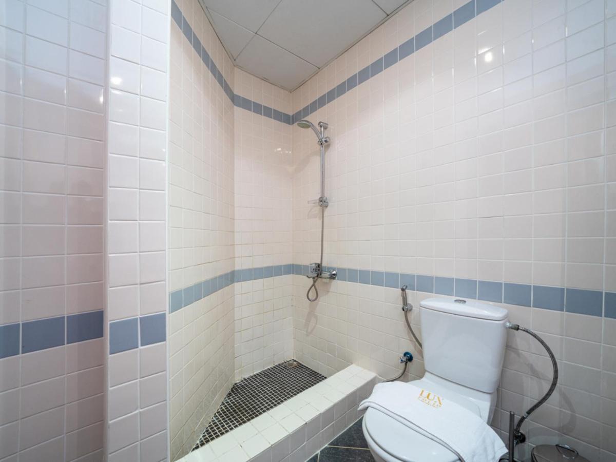Spacious 2 Bedroom In Tecom * Dubai