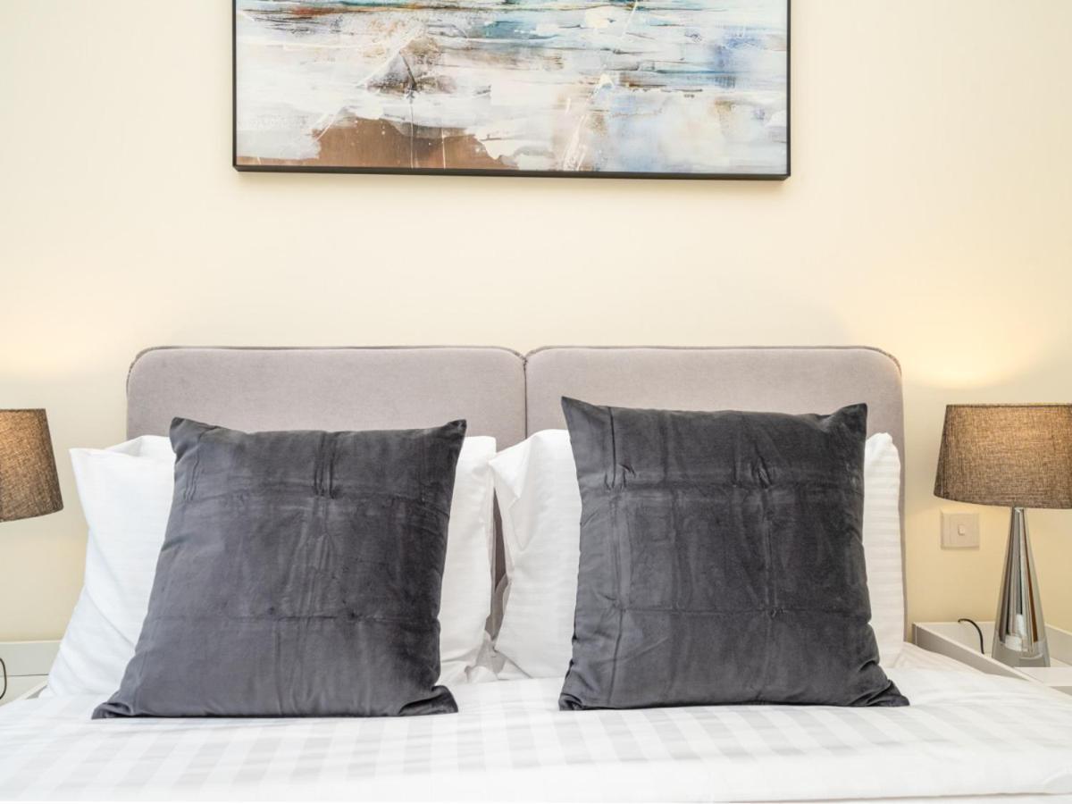 Spacious 2 Bedroom In Tecom *