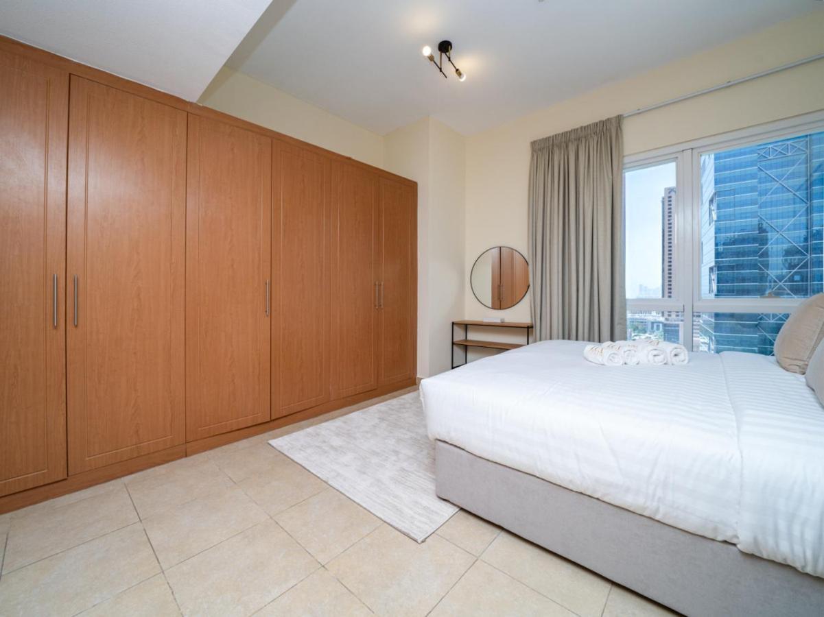 Apartment Spacious 2 Bedroom In Tecom *