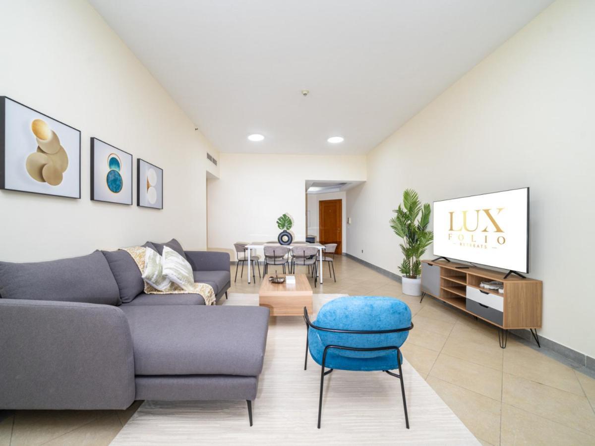 Spacious 2 Bedroom In Tecom Apartment
