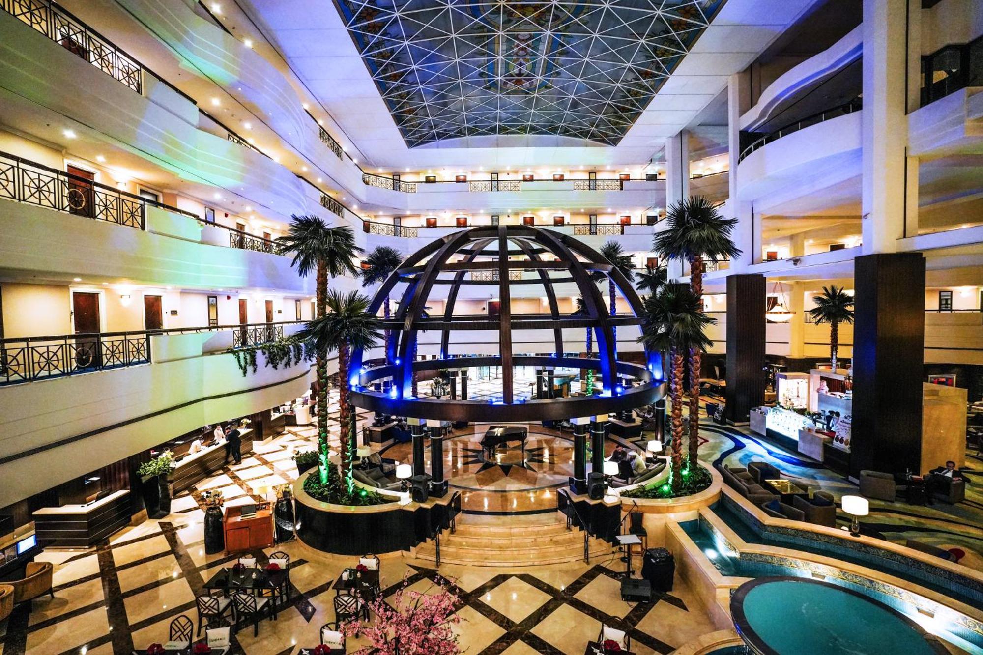 Moevenpick Grand Al Bustan