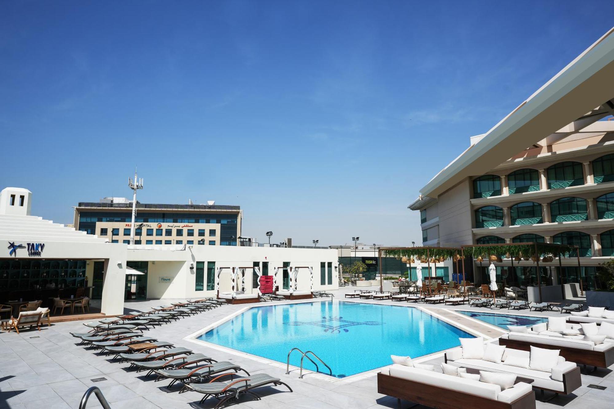 Moevenpick Grand Al Bustan Hotel