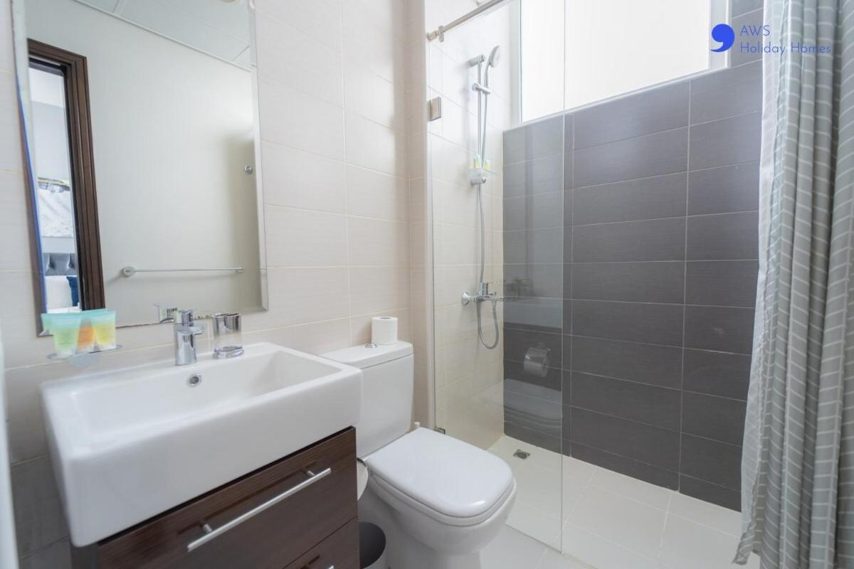 Villa Aws Homes - Elegant Townhouse With Garden