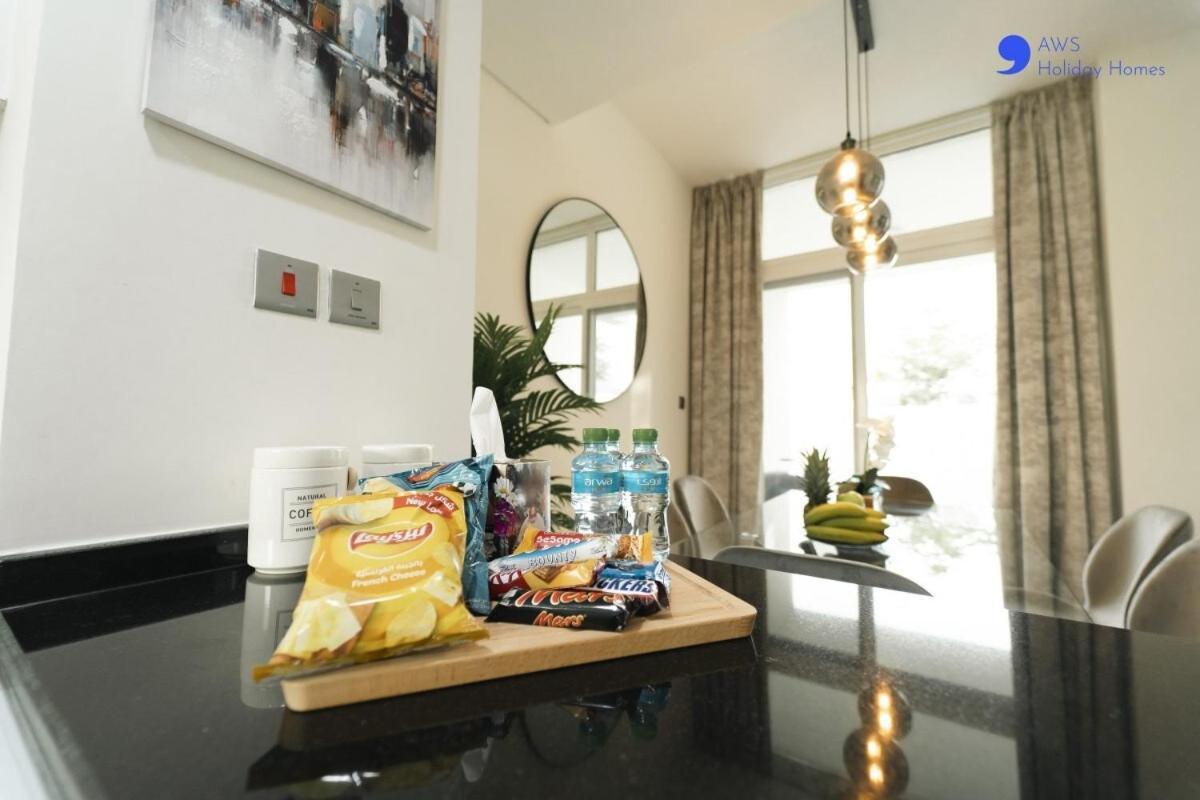 Aws Homes - Elegant Townhouse With Garden Villa