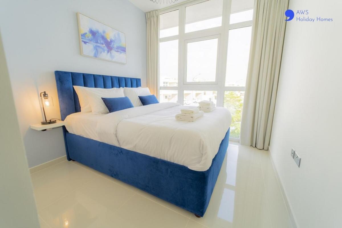 Villa Aws Homes - Elegant Townhouse With Garden Dubai