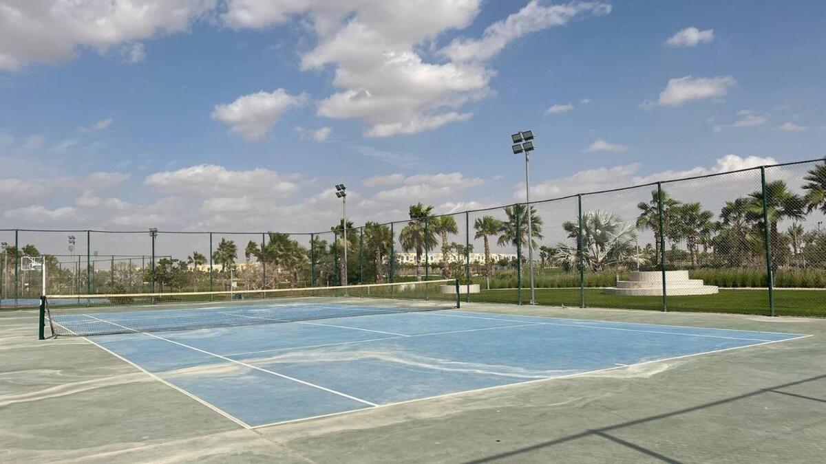 Villa Aws Homes - Elegant Townhouse With Garden
