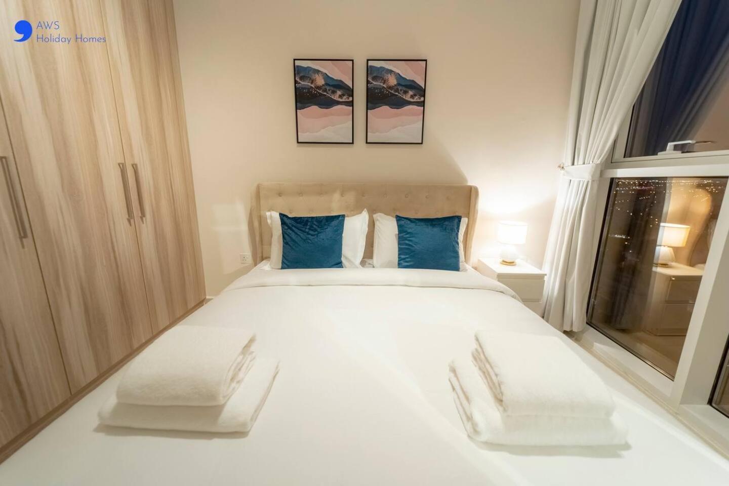 Aws Homes - Charm With Golf Views Apartment