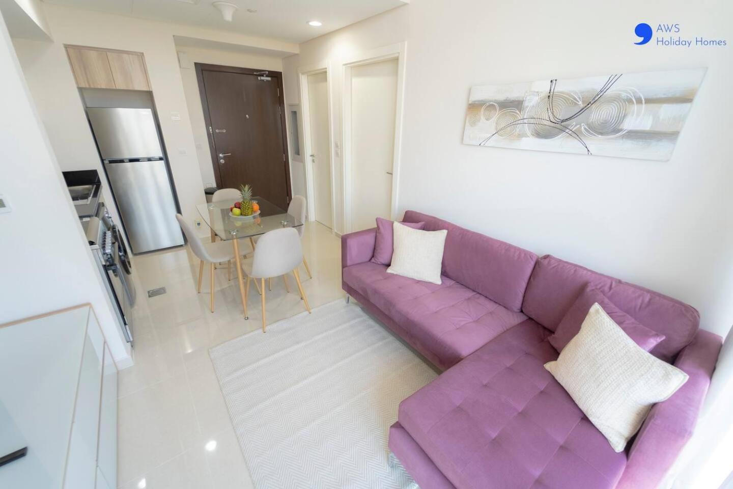 Apartment Aws Homes - Charm With Golf Views *