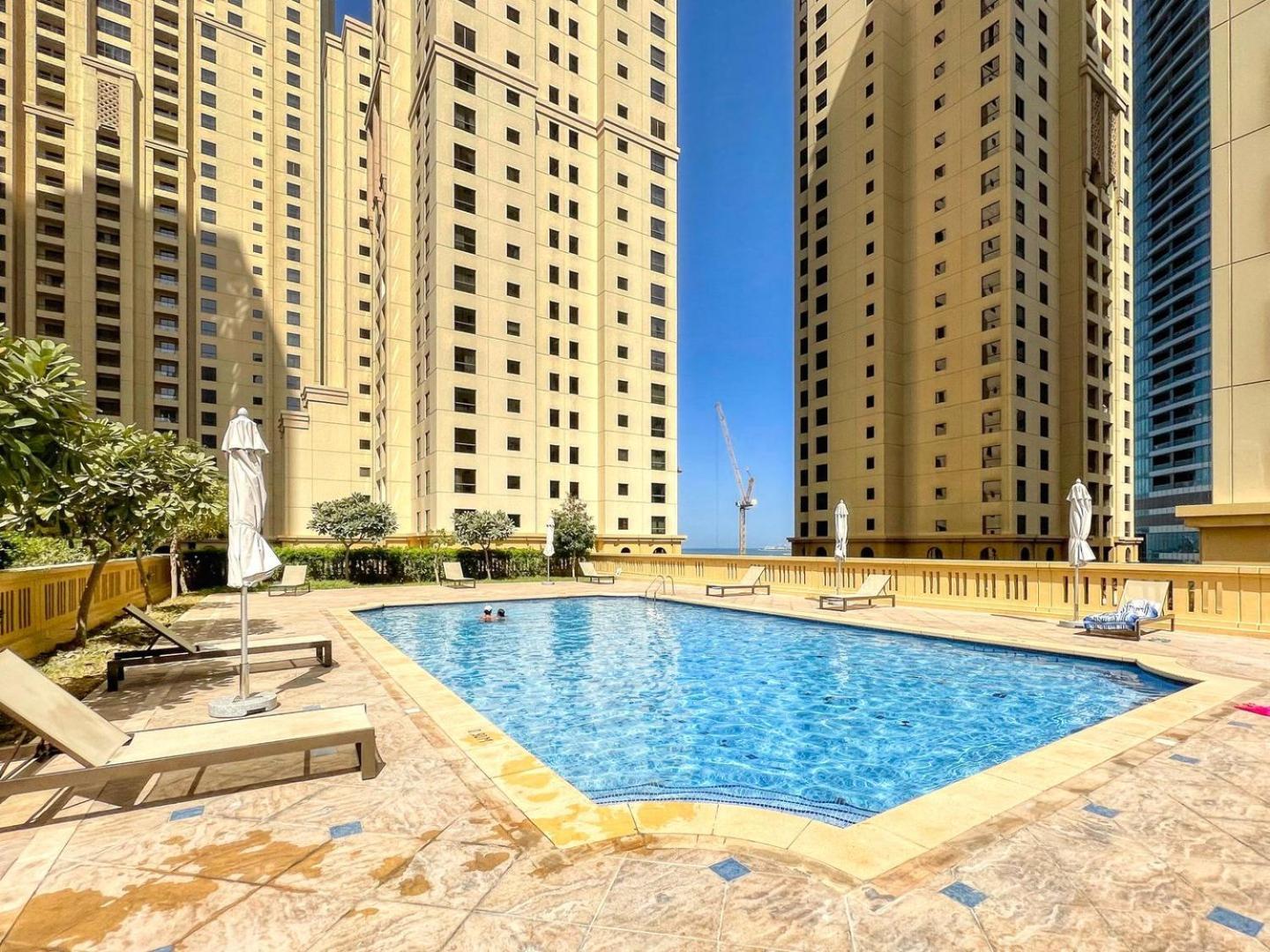 Guestready - Luxurious Marina View Apartment
