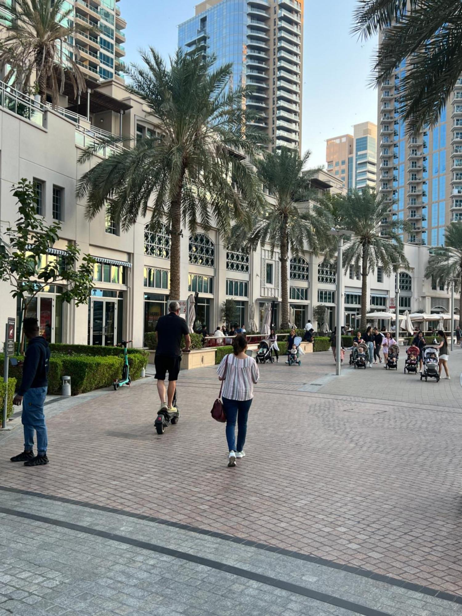 Luxury Marina Views On Marina Walk Waterfront 3 Bed Property * Dubai
