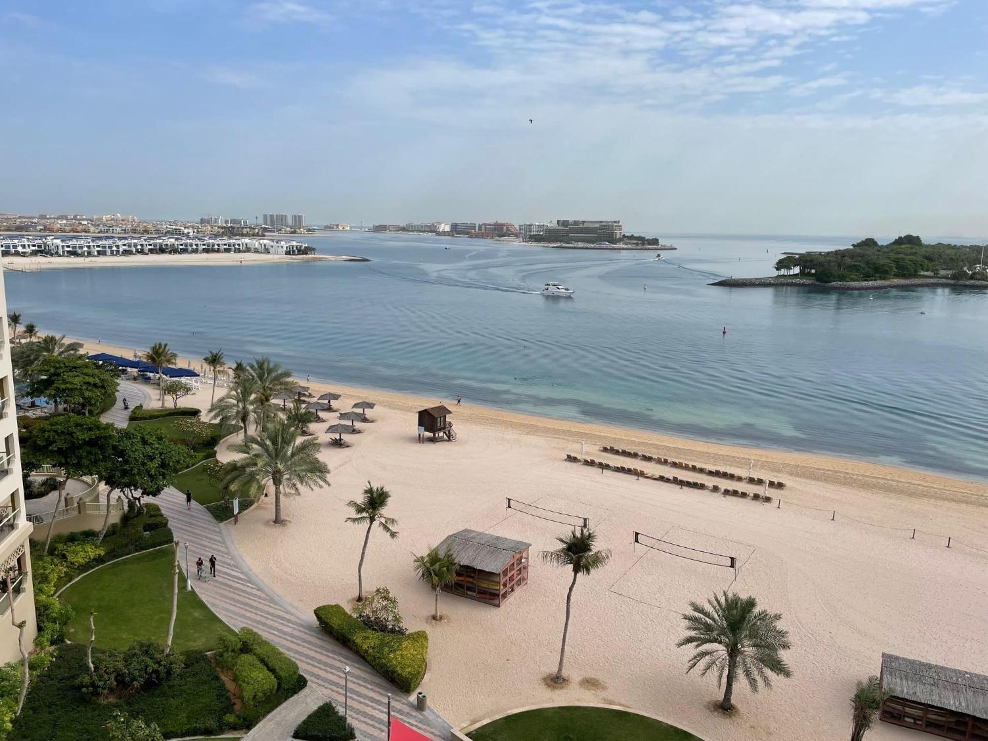 Dabas Palm Shores Elegant Four Beds * Dubai