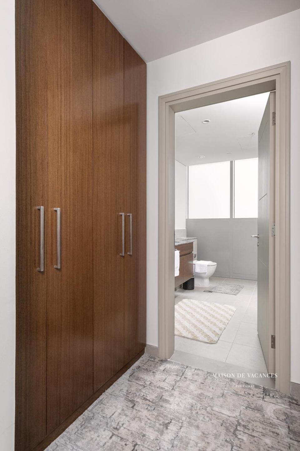 Apartment Three Bedroom In Downtown With Burj Khalifa View