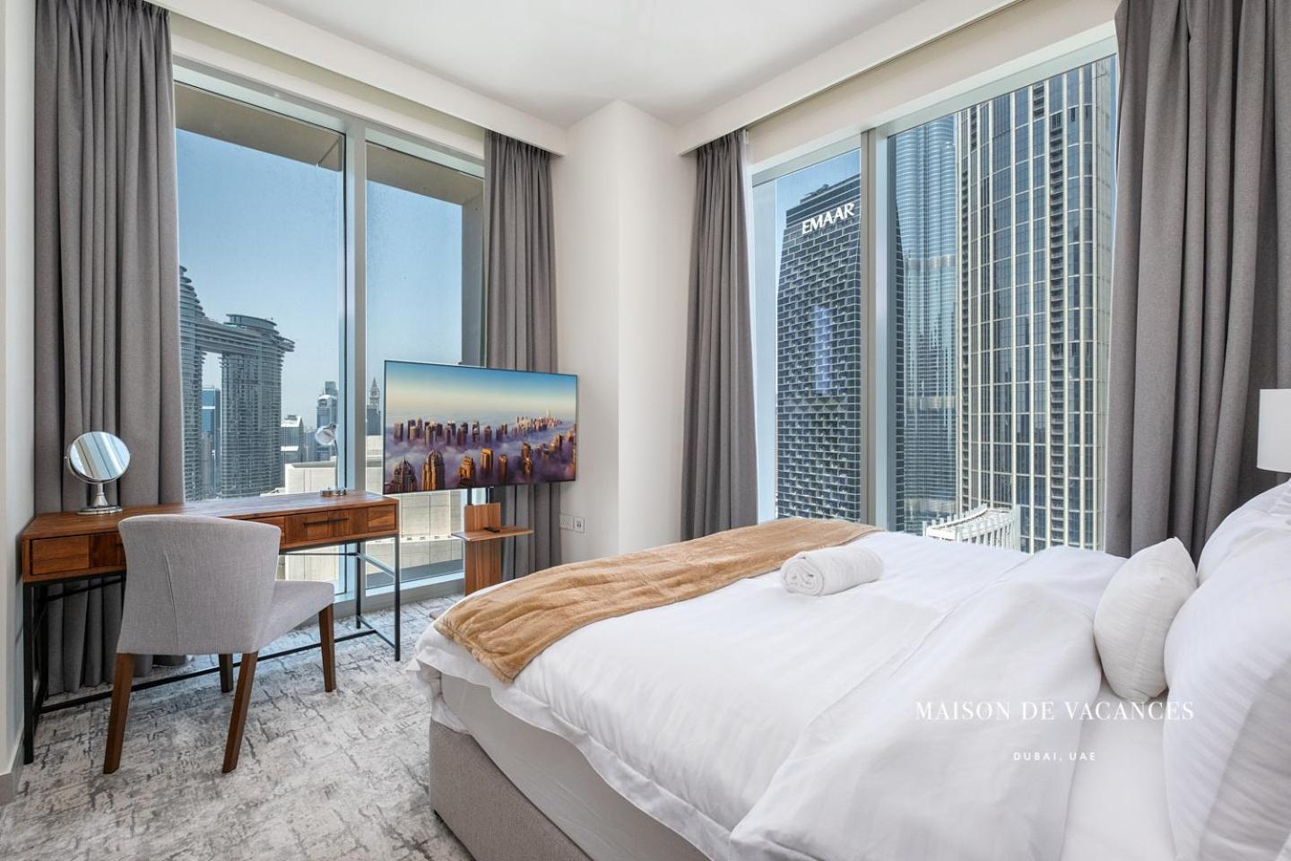 Apartment Three Bedroom In Downtown With Burj Khalifa View Dubai