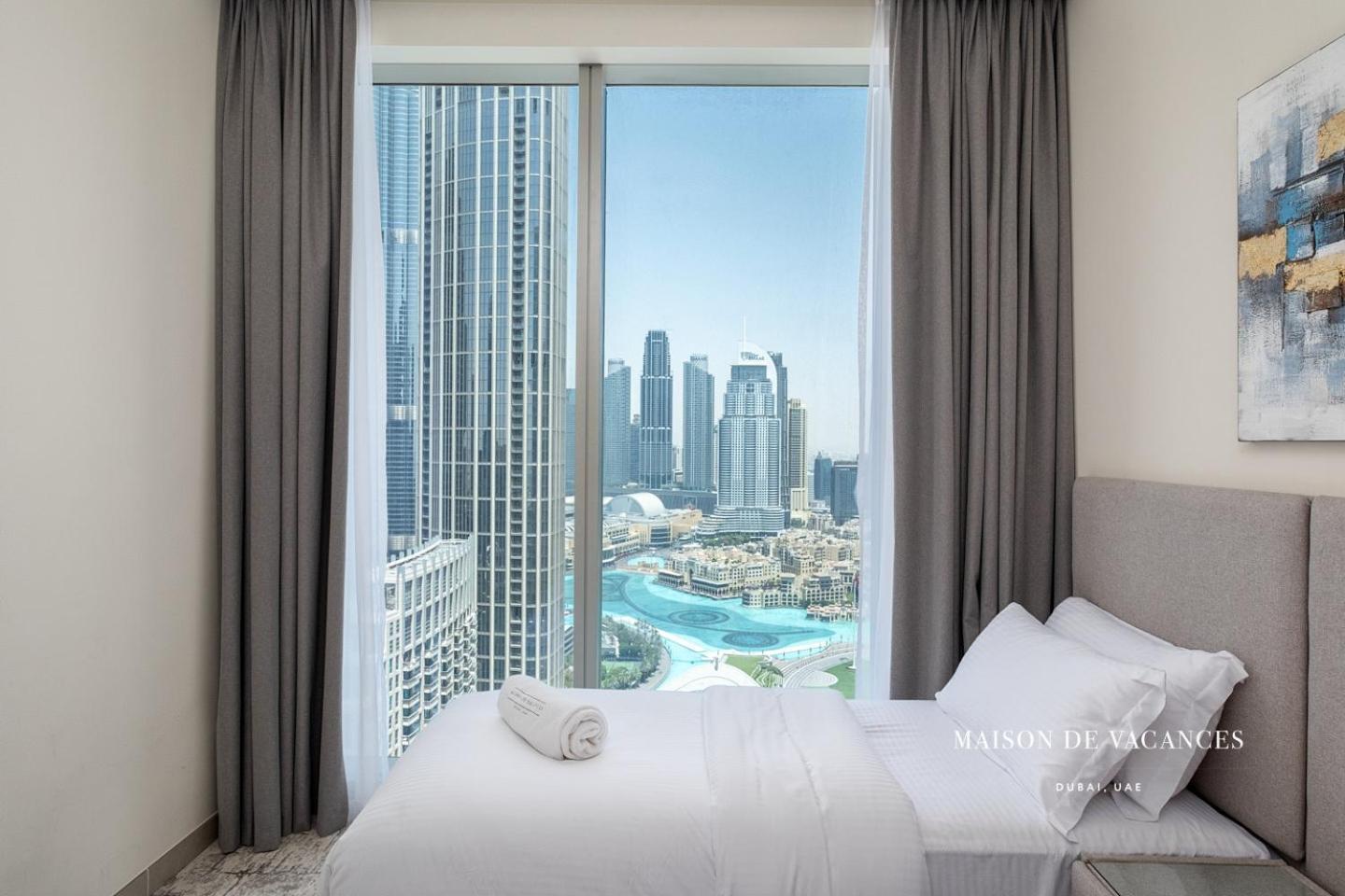 Apartment Three Bedroom In Downtown With Burj Khalifa View *