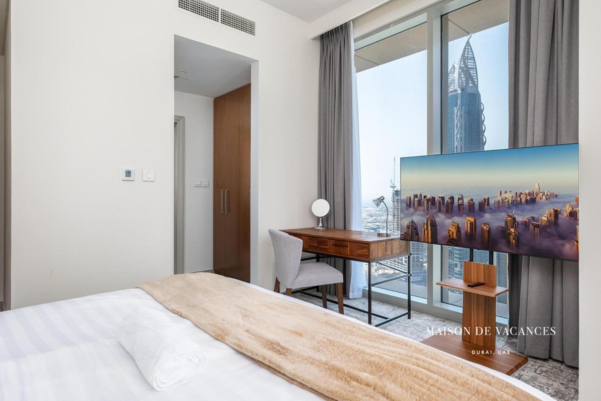 Apartment Three Bedroom In Downtown With Burj Khalifa View *