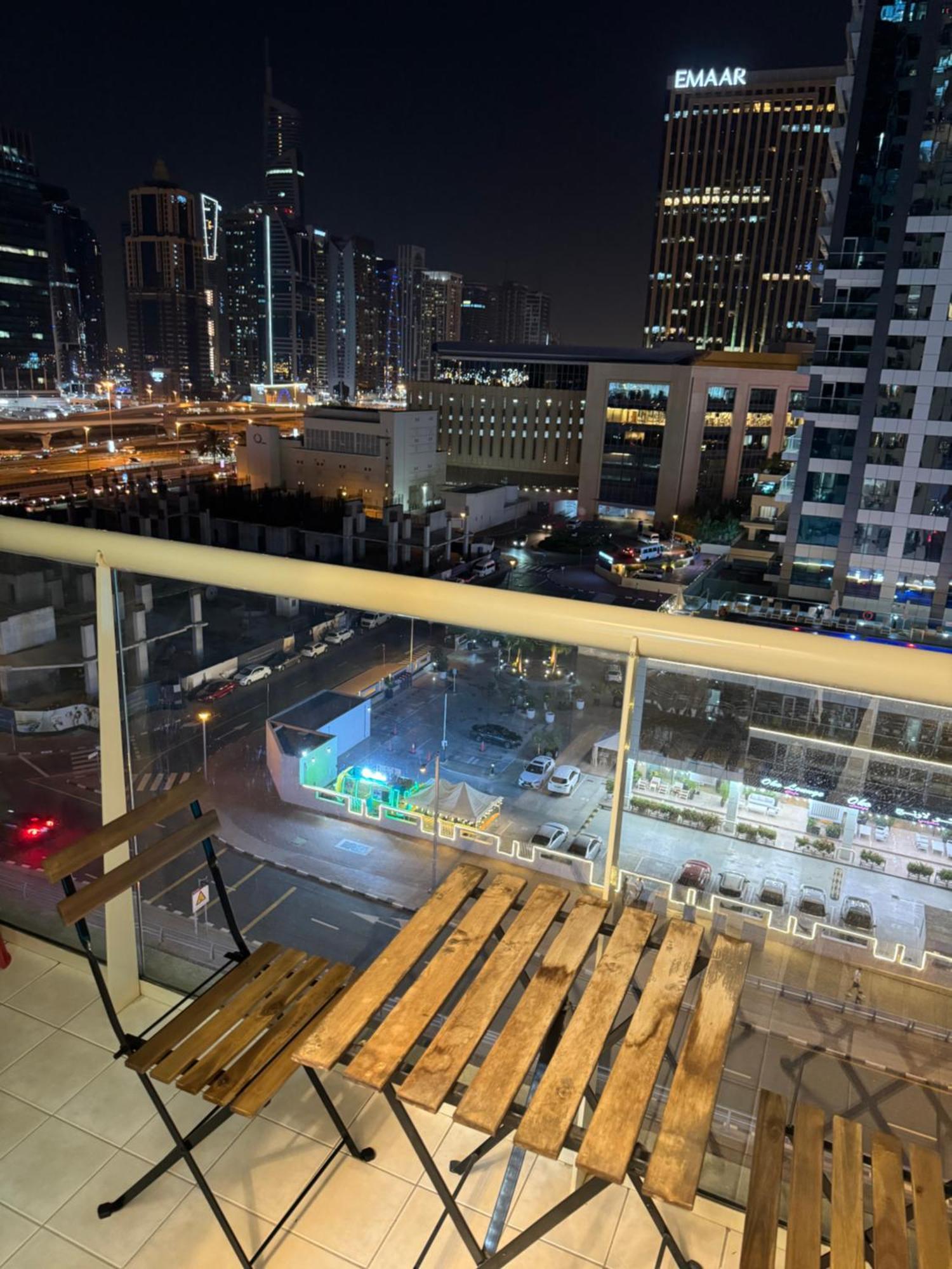 Golden Hour Marina View Apartment Dubai