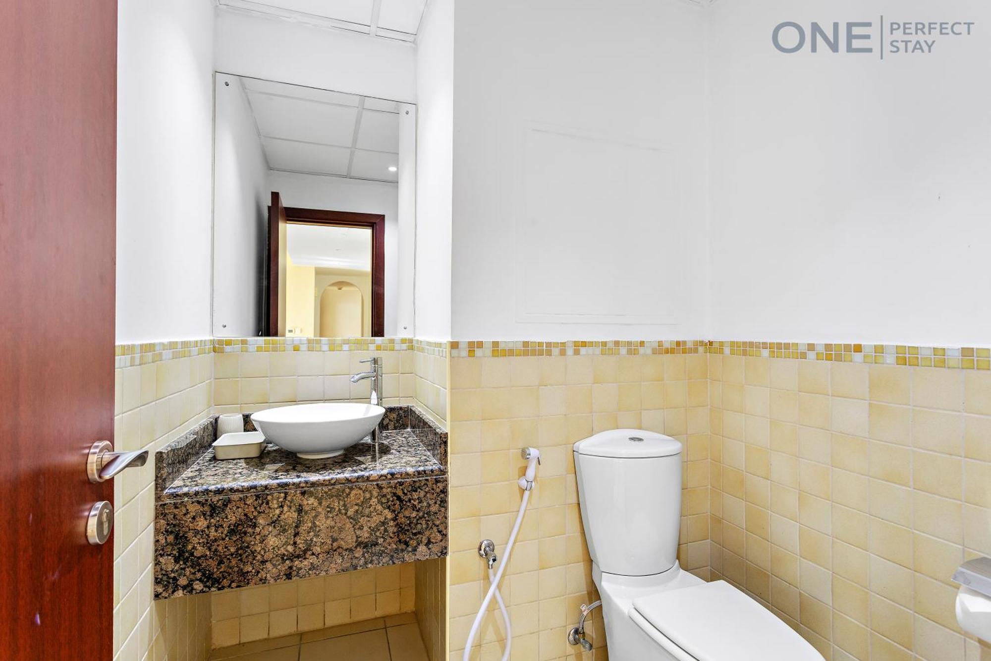 Vibrant 2-bedroom In Rimal Jbr Apartment *