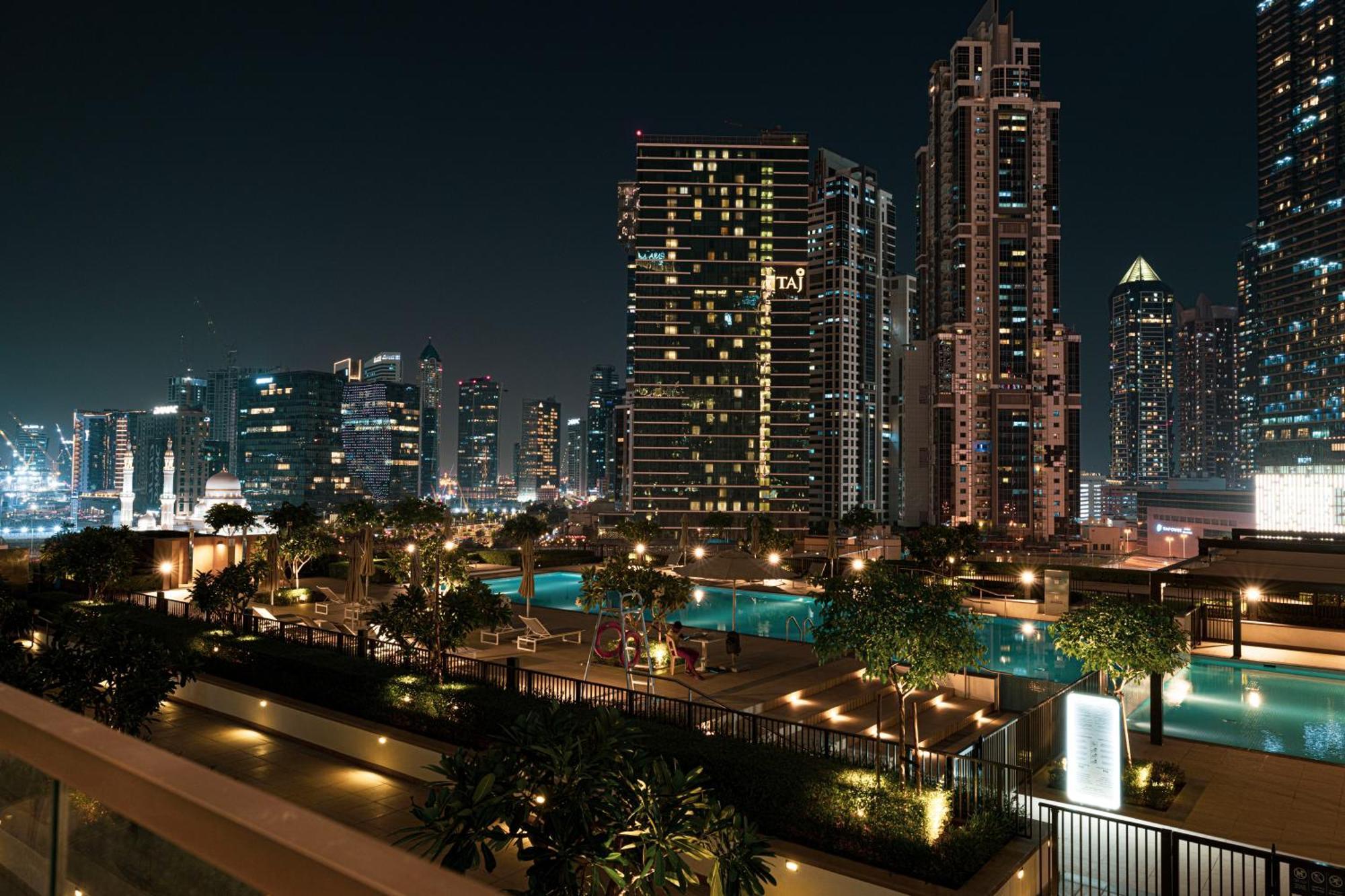 Downtown Luxurious 2br Near Burj Khalifa * Dubai
