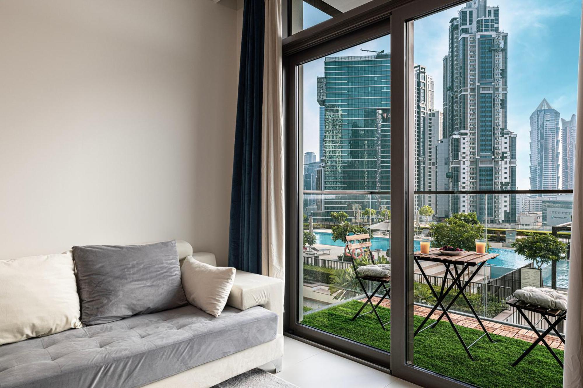 Downtown Luxurious 2br Near Burj Khalifa Dubai