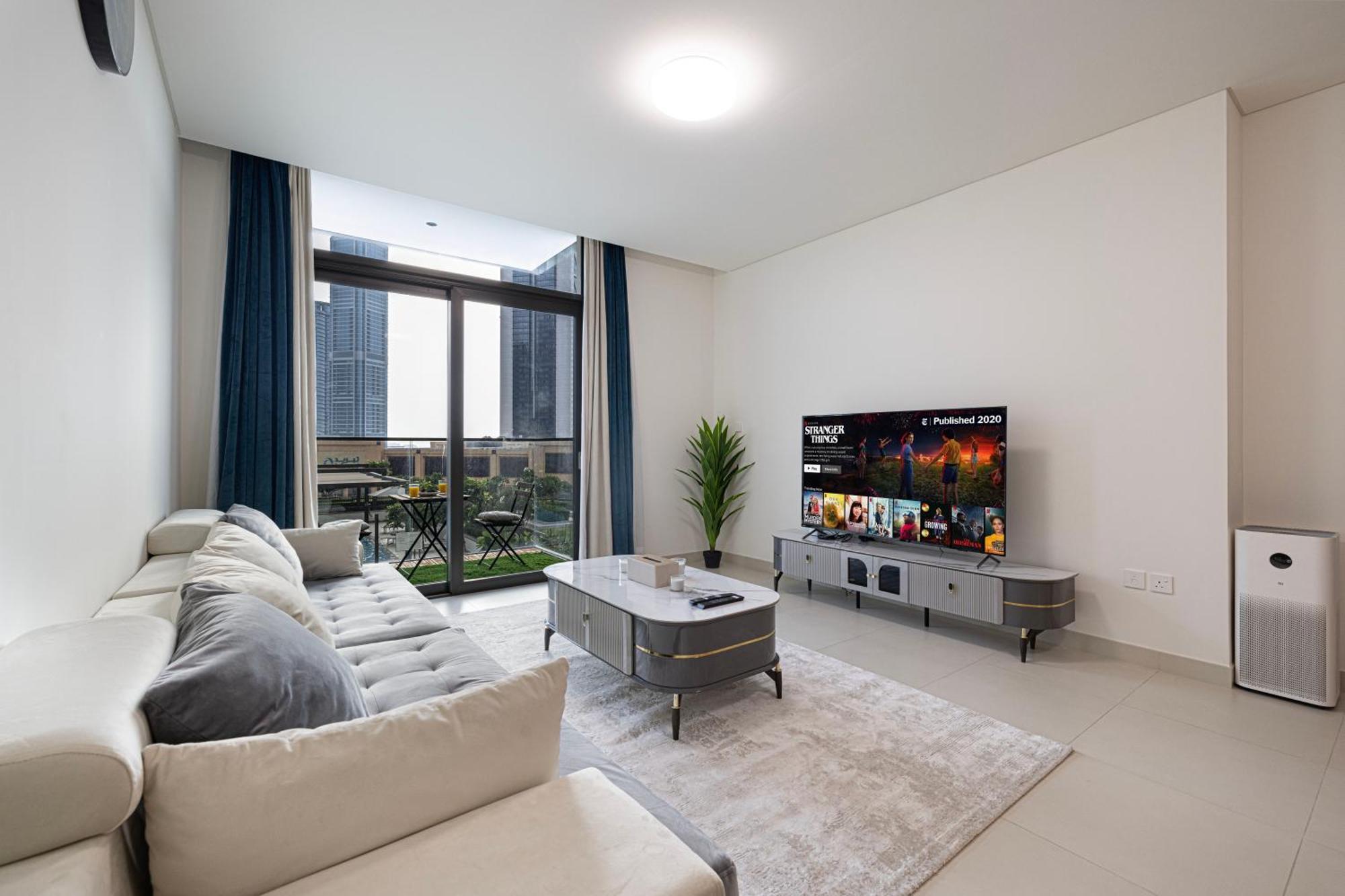 Apartment Downtown Luxurious 2br Near Burj Khalifa Dubai