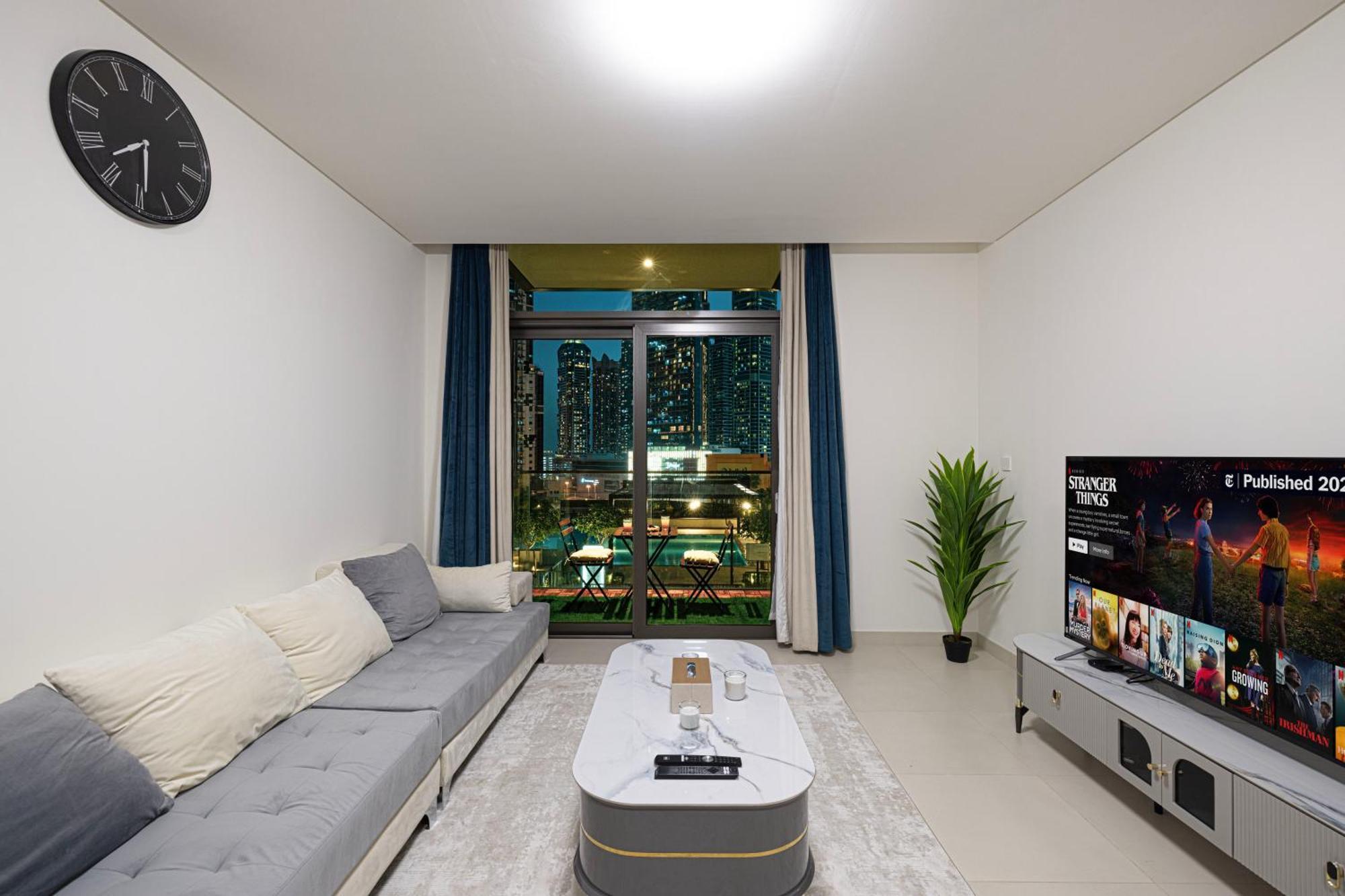 Downtown Luxurious 2br Near Burj Khalifa Dubai