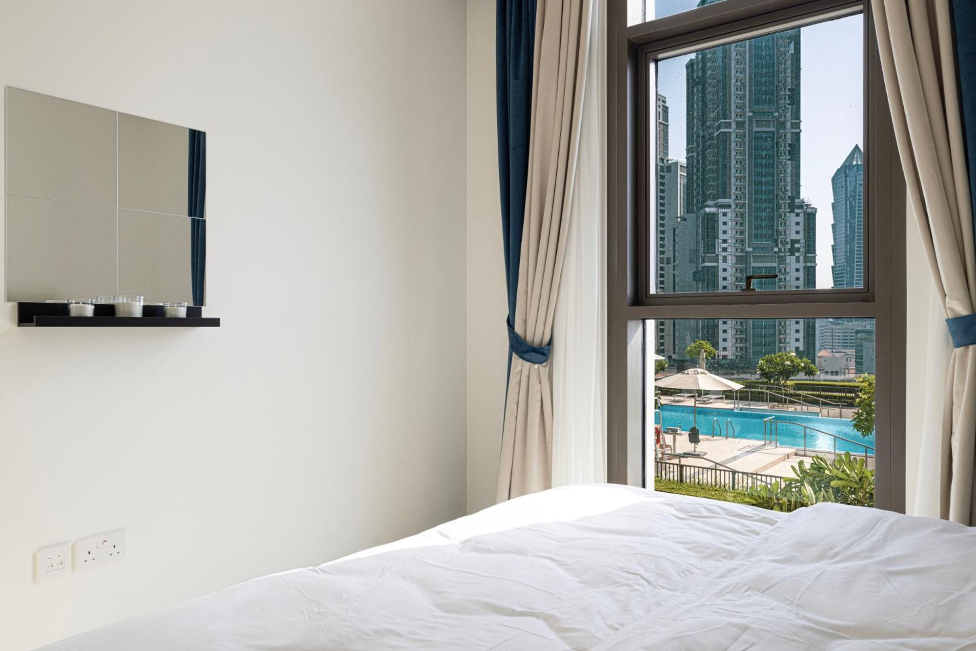 Apartment Downtown Luxurious 2br Near Burj Khalifa *