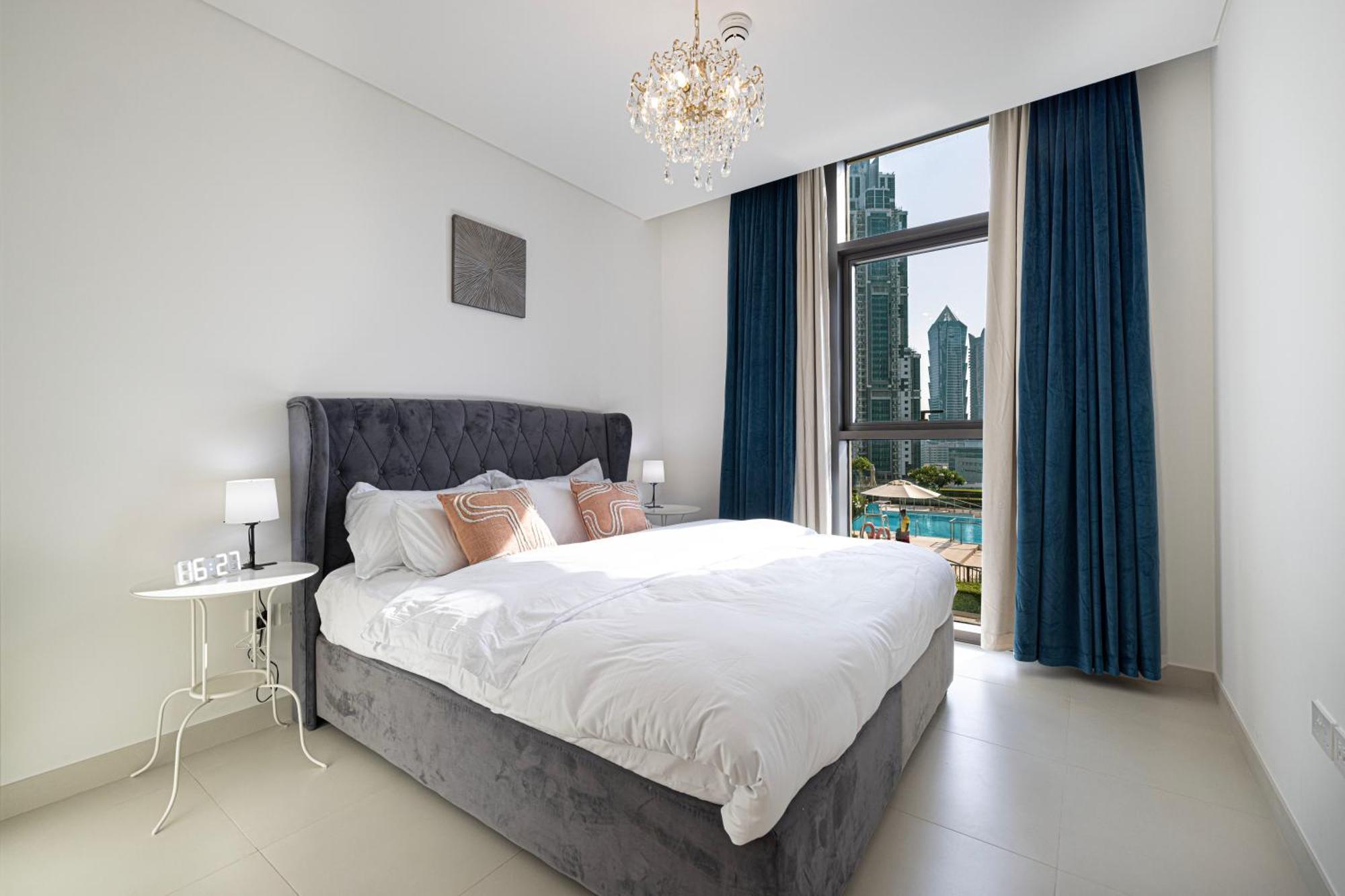 Downtown Luxurious 2br Near Burj Khalifa