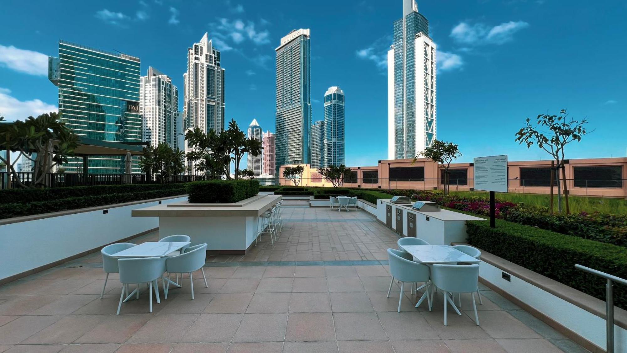 Downtown Luxurious 2br Near Burj Khalifa Apartment