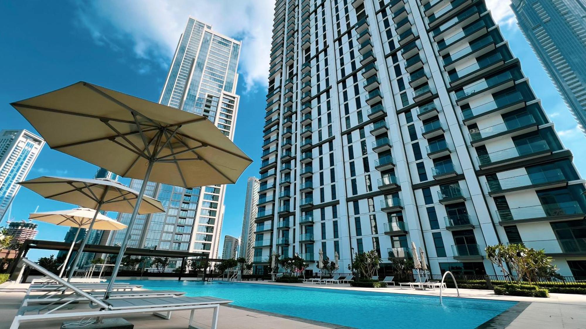 Apartment Downtown Luxurious 2br Near Burj Khalifa Dubai