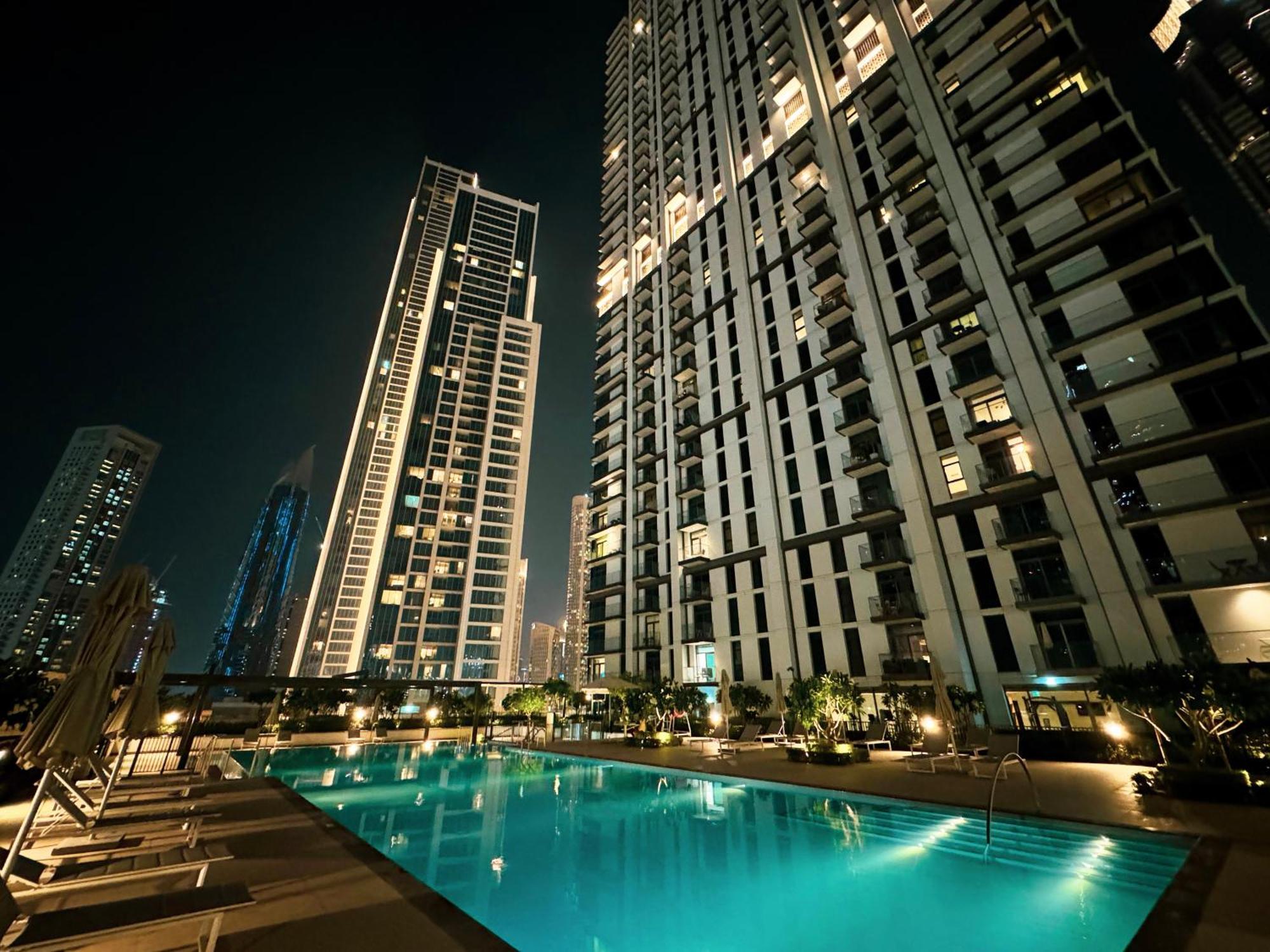 Apartment Downtown Luxurious 2br Near Burj Khalifa *