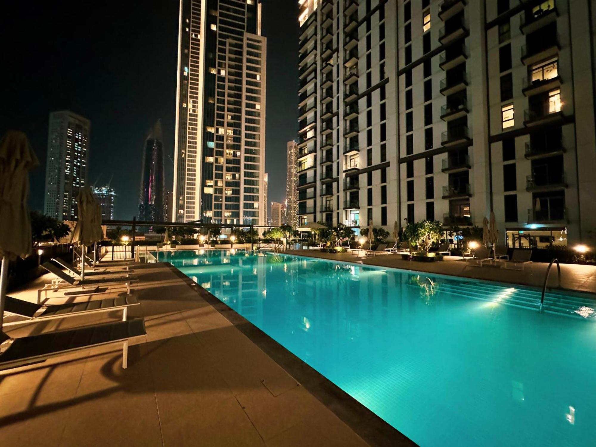Downtown Luxurious 2br Near Burj Khalifa Apartment *