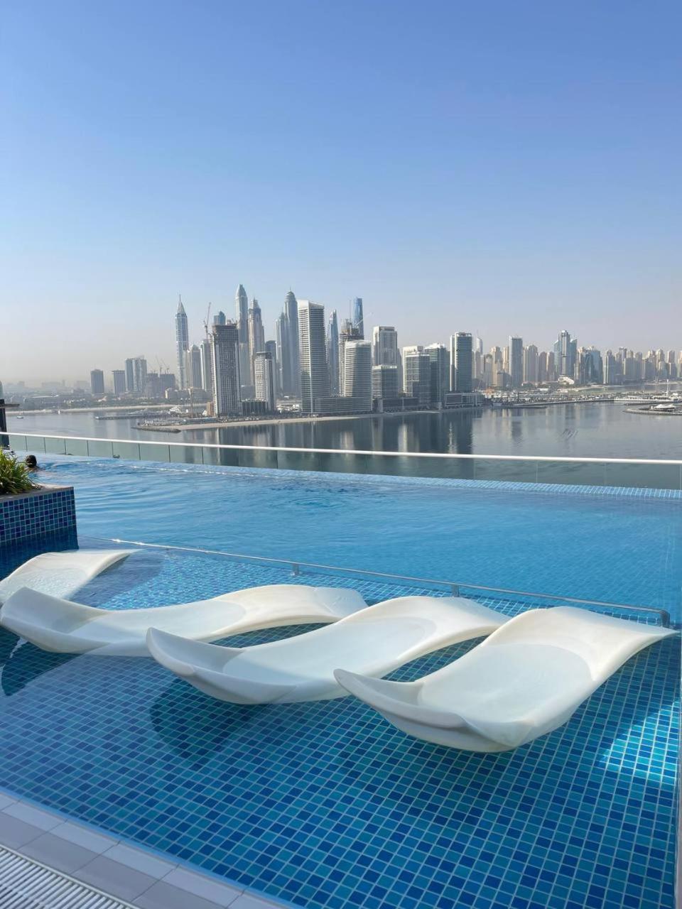 Luxury Sea View 5 Star One Bedroom-seven & - West Beach At The Palm Jumeirah -privet Beach Apartment Dubai