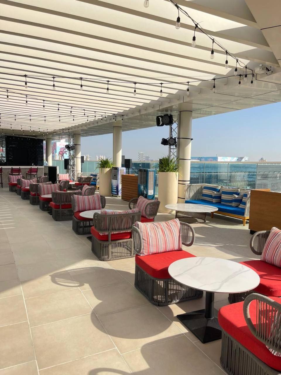 Luxury Sea View 5 Star One Bedroom-seven & - West Beach At The Palm Jumeirah -privet Beach * Dubai