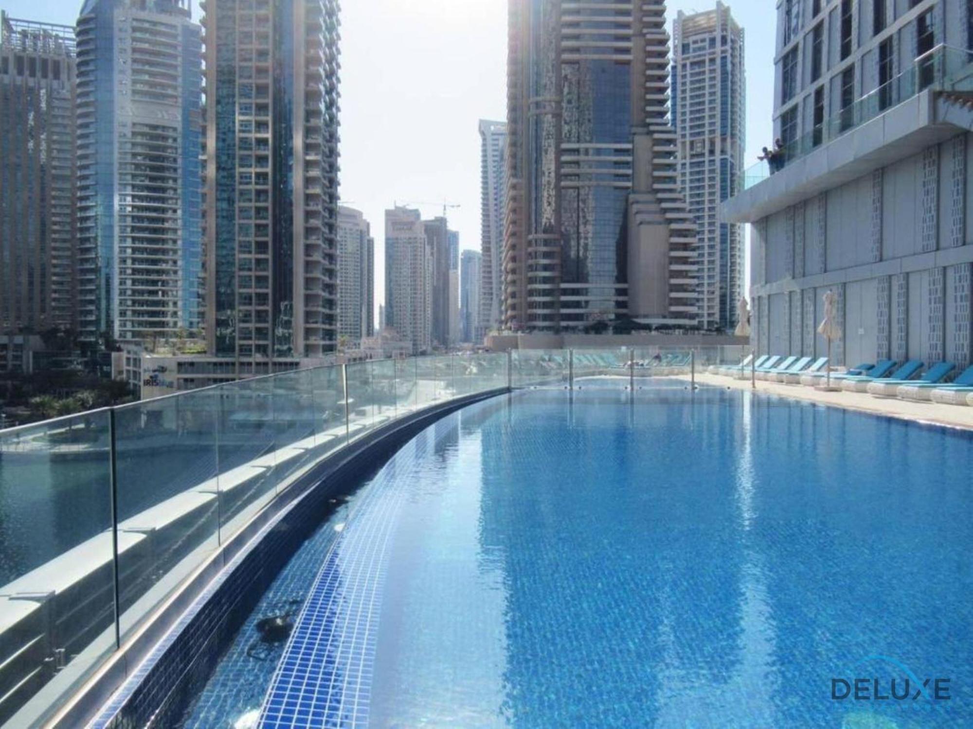 Sophisticated 2br In Cayan Tower, Marina By Deluxe Homes Apartment