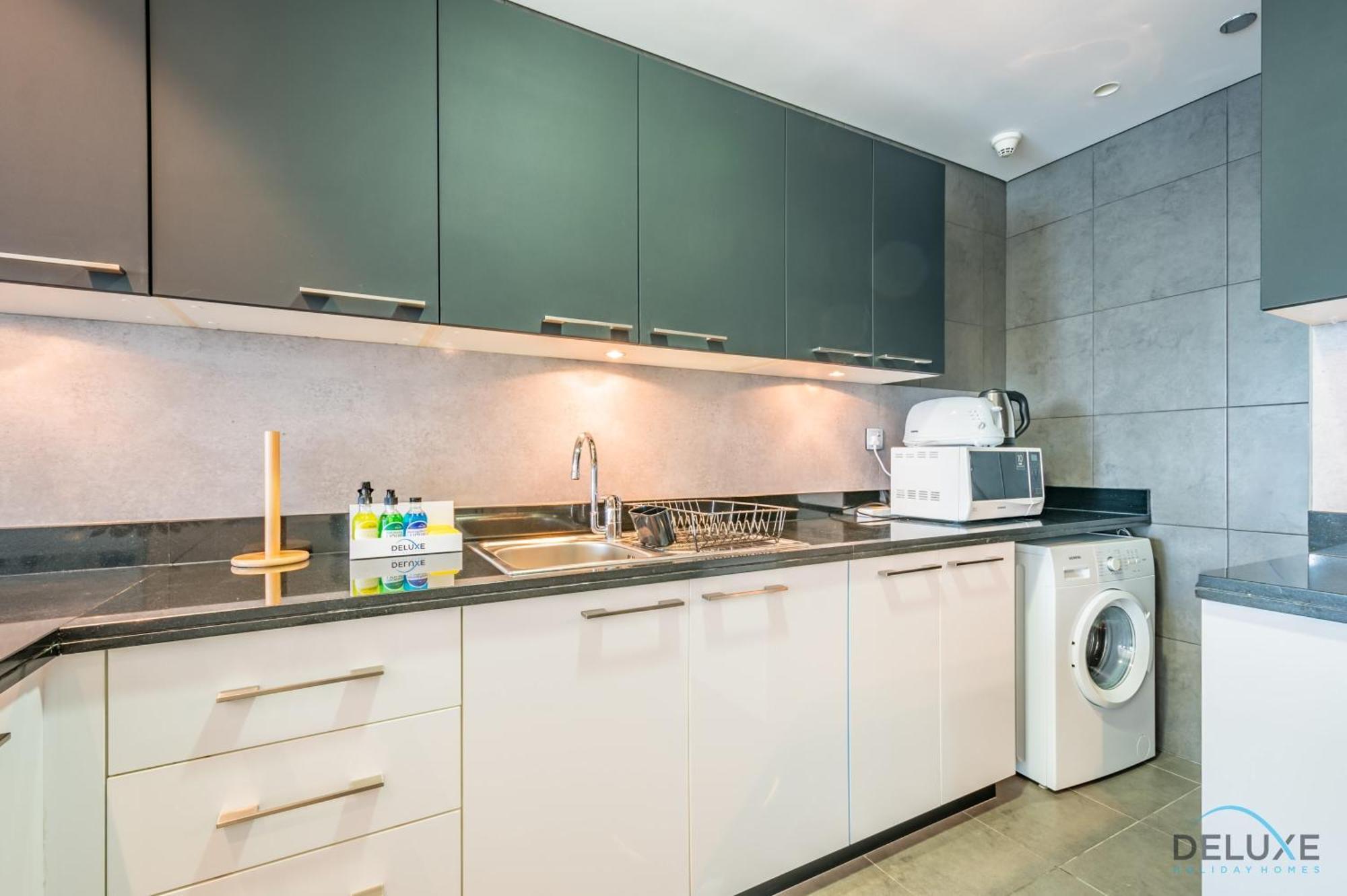 Apartment Sophisticated 2br In Cayan Tower, Marina By Deluxe Homes *