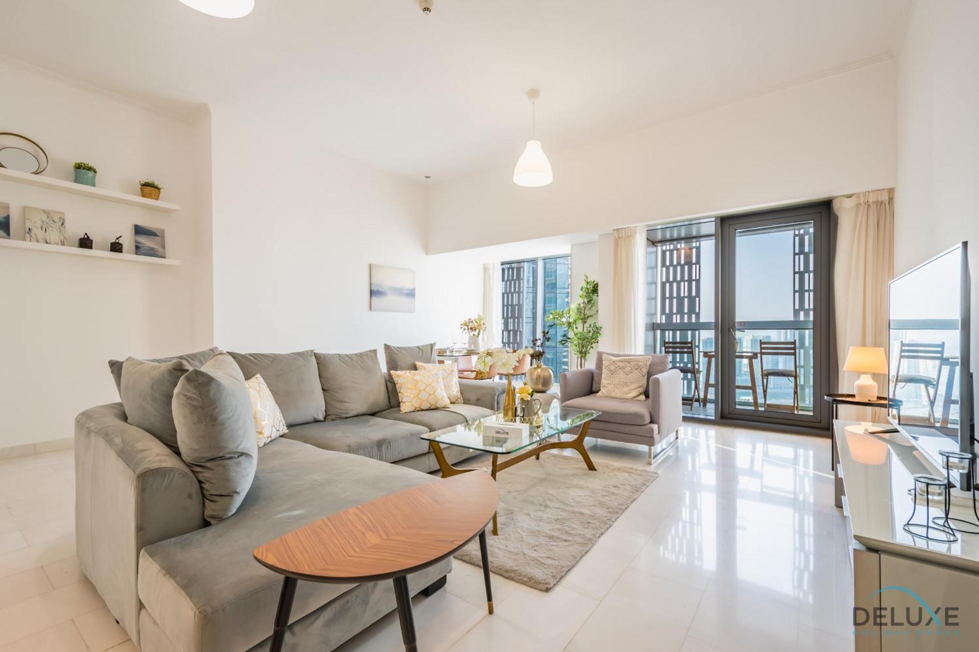 Apartment Sophisticated 2br In Cayan Tower, Marina By Deluxe Homes Dubai