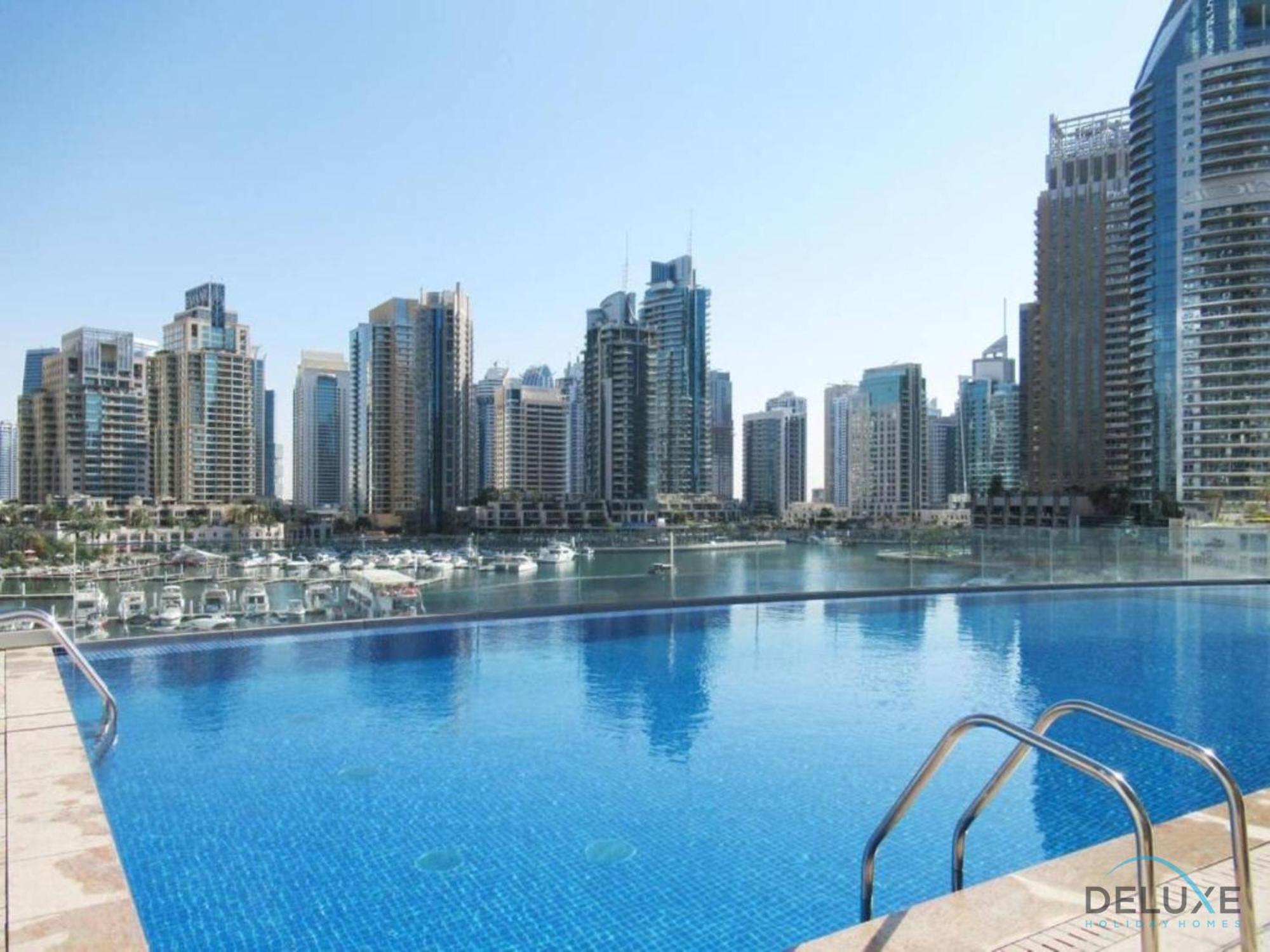 Sophisticated 2br In Cayan Tower, Marina By Deluxe Homes Dubai