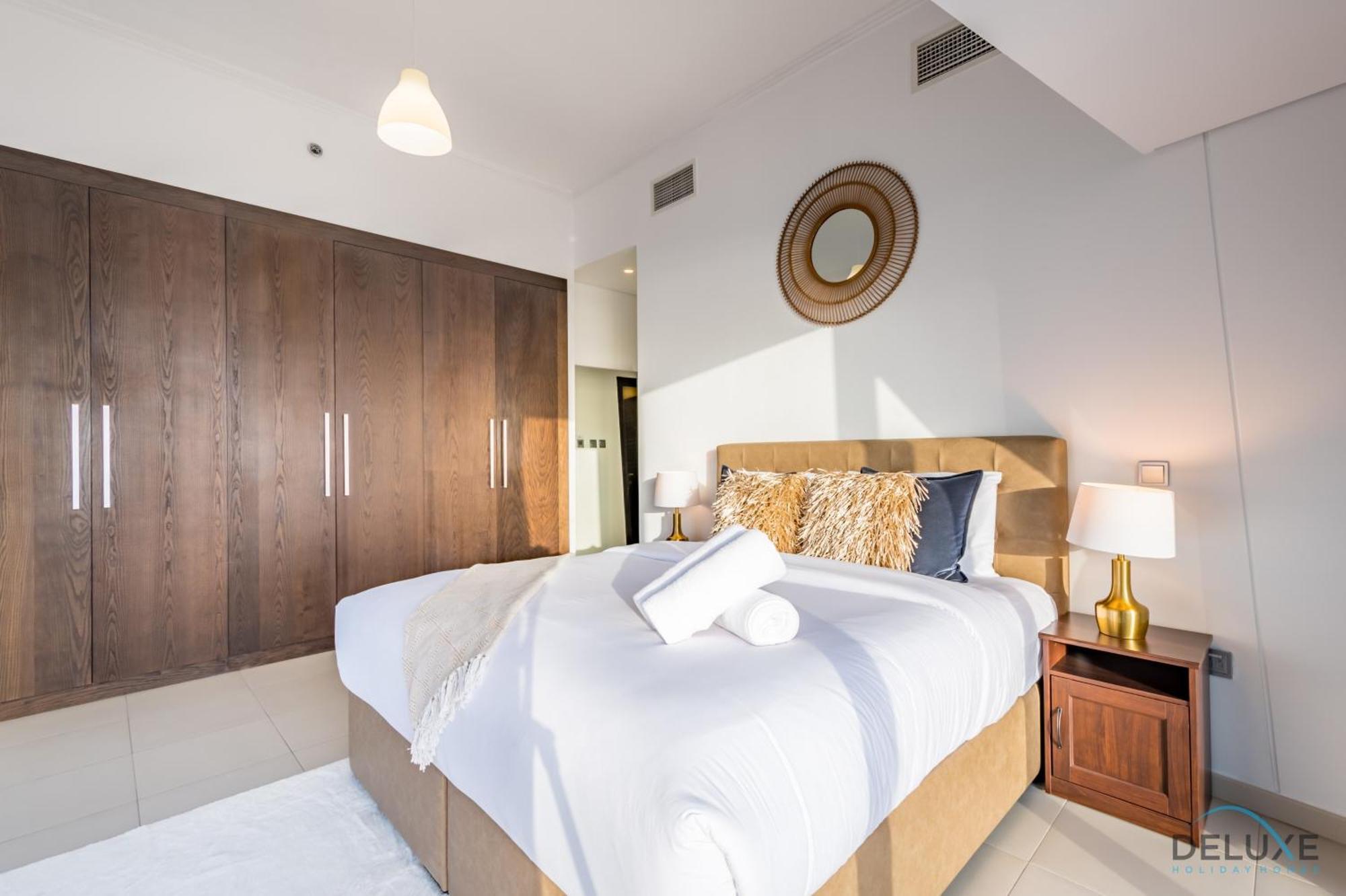 Sophisticated 2br In Cayan Tower, Marina By Deluxe Homes Apartment *