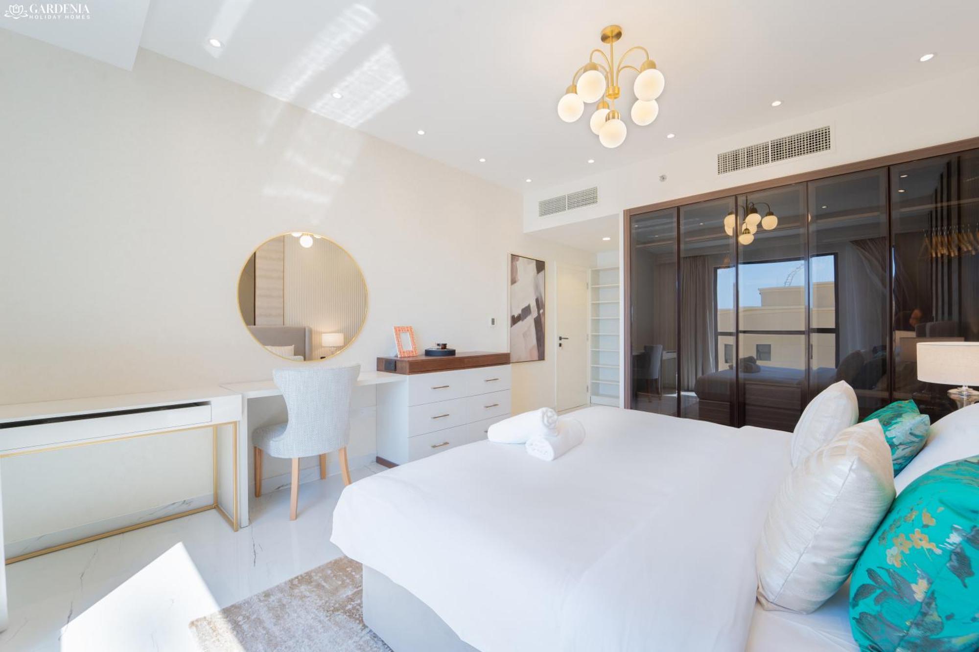 Apartment Jbr Amwaj 4 , Upgraded Sea And Ain Views, 2m Walk To By Gardenia Suitse