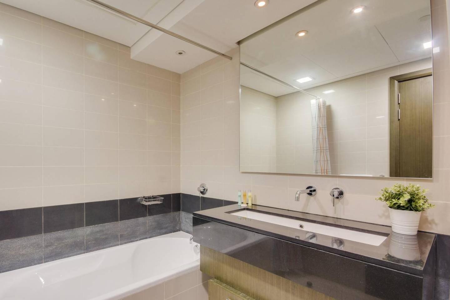 Guestready - In The Heart Of Downtown Apartment *