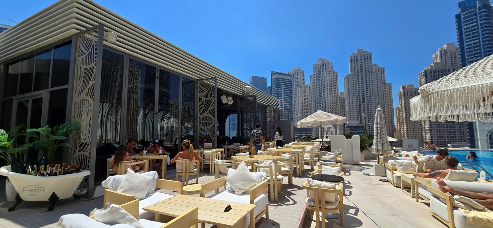 The Star @ Jw Marriott Marina Resort Dubai