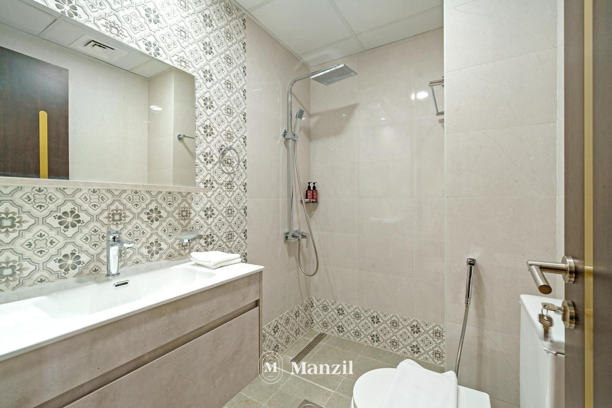 Apartment Manzil - In Al Barsha Near Miracle Garden *