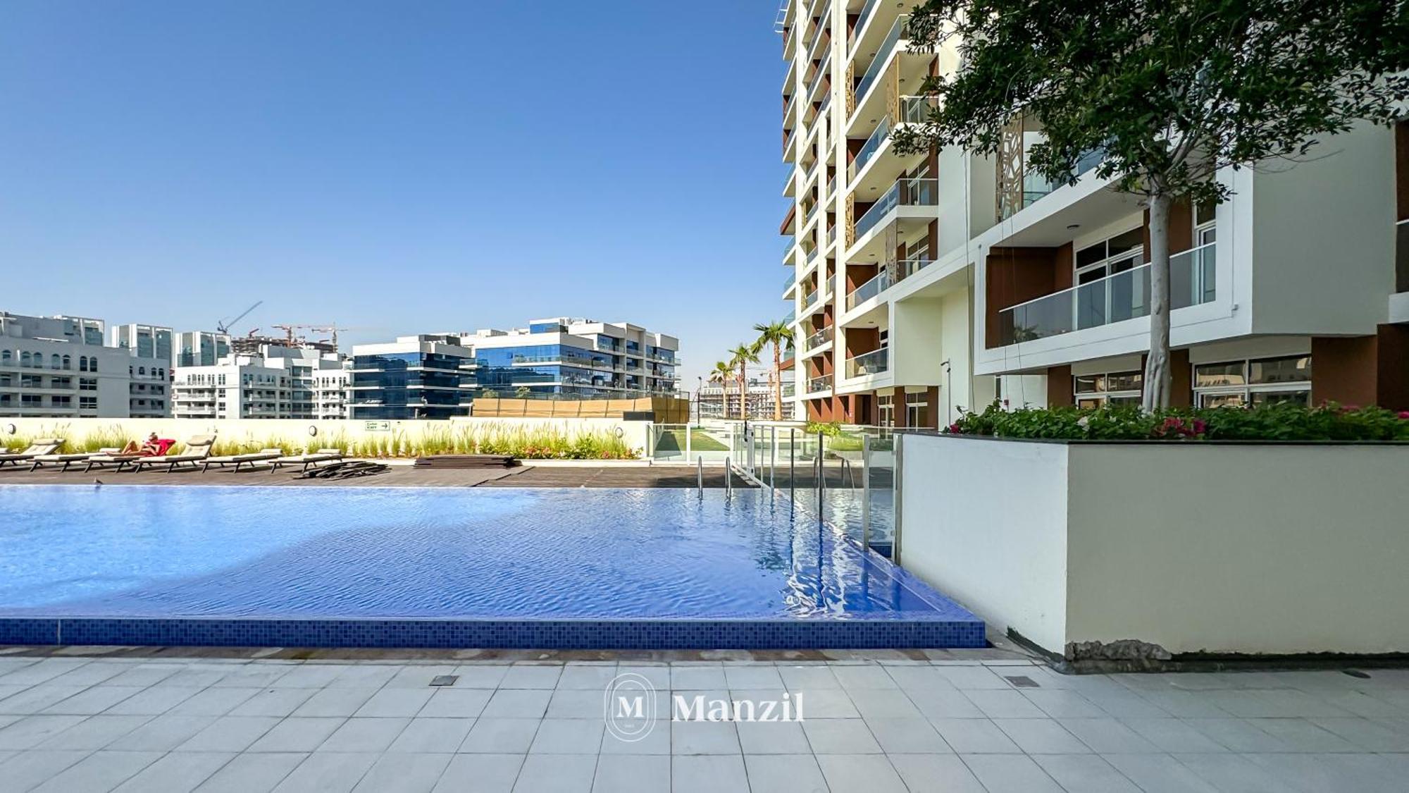Manzil - In Al Barsha Near Miracle Garden Apartment