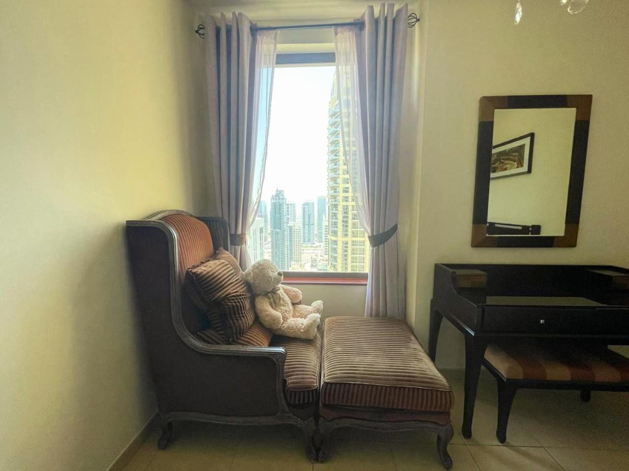 Apartment Family Apartment, Prime Location In Jbr, Location Dubai
