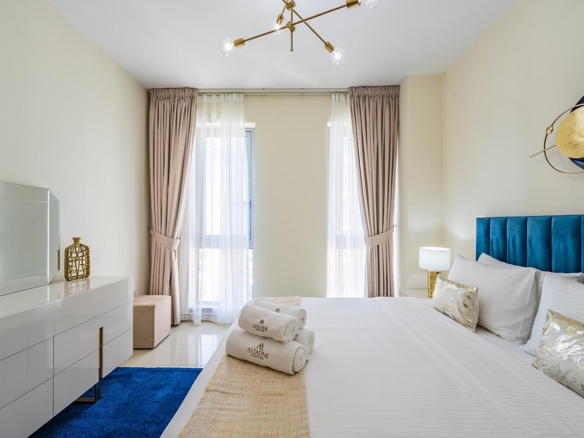Apartment Downtown Luxury Living -1br-standpoint Tower A