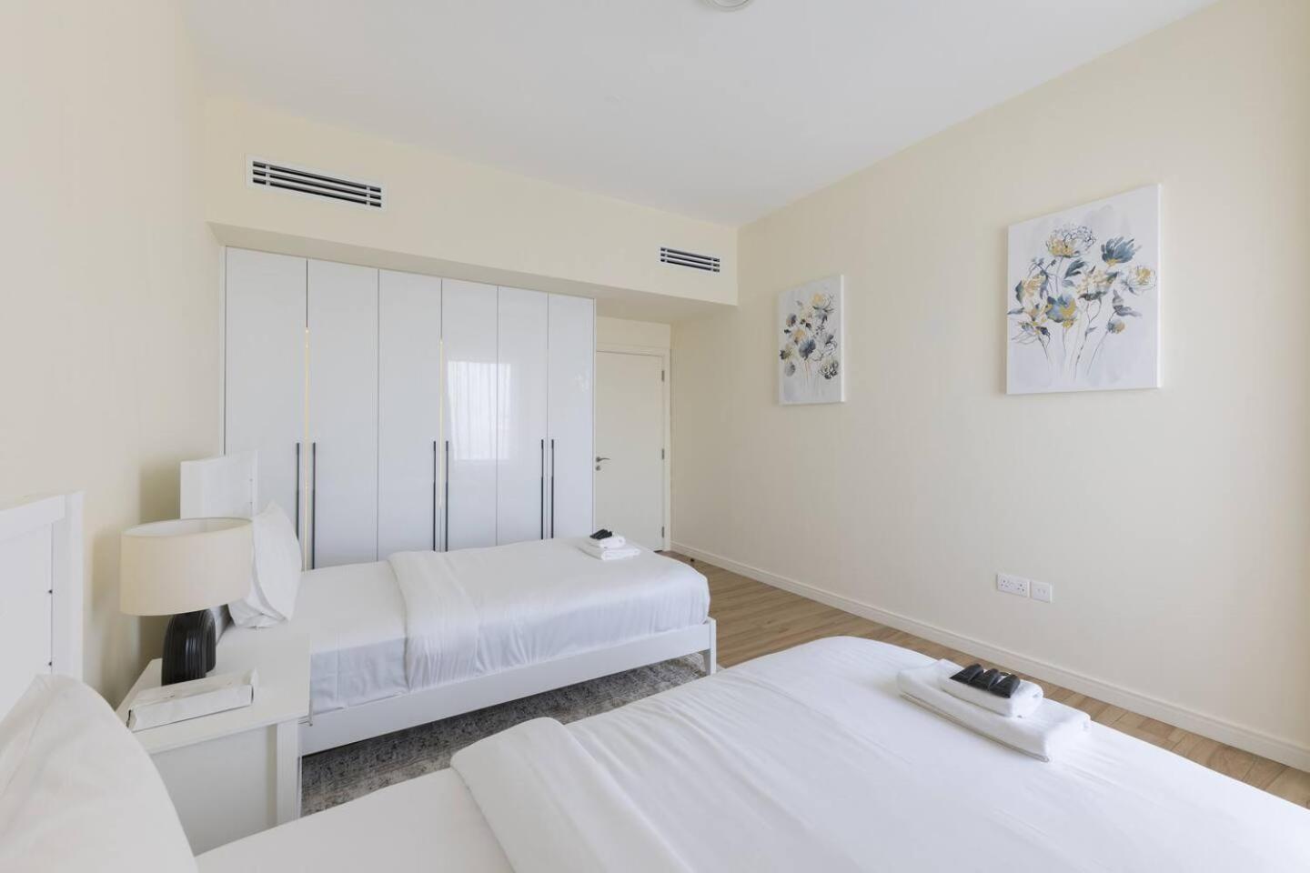 Apartment Luxury Living On The Floor Full Marina View