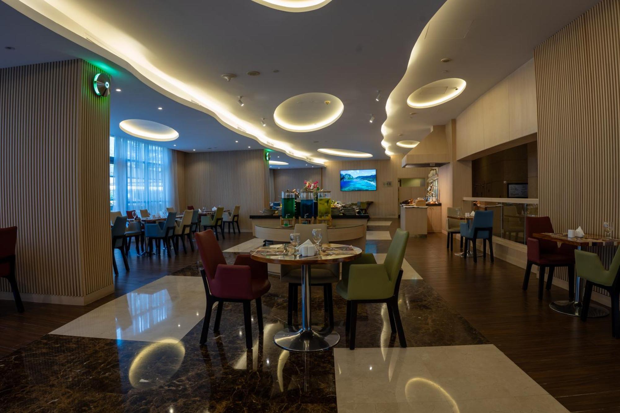 Grand Bellevue Aparthotel Dubai