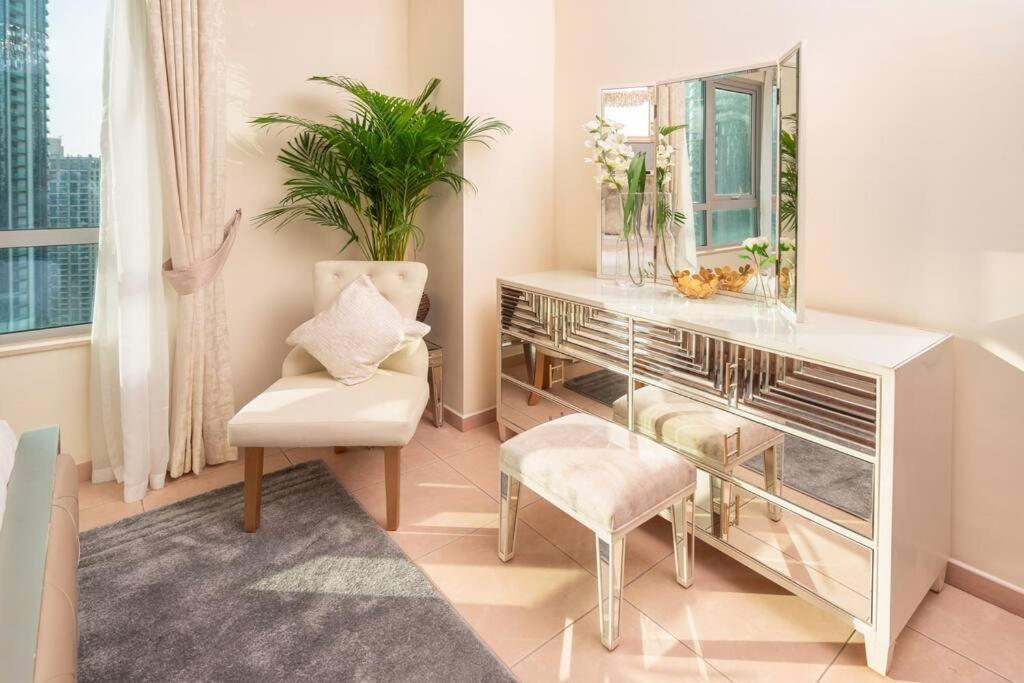 Elite Royal - Sky Series - Breathtaking View - Full Burj Khalifa & Fountain Apartment *