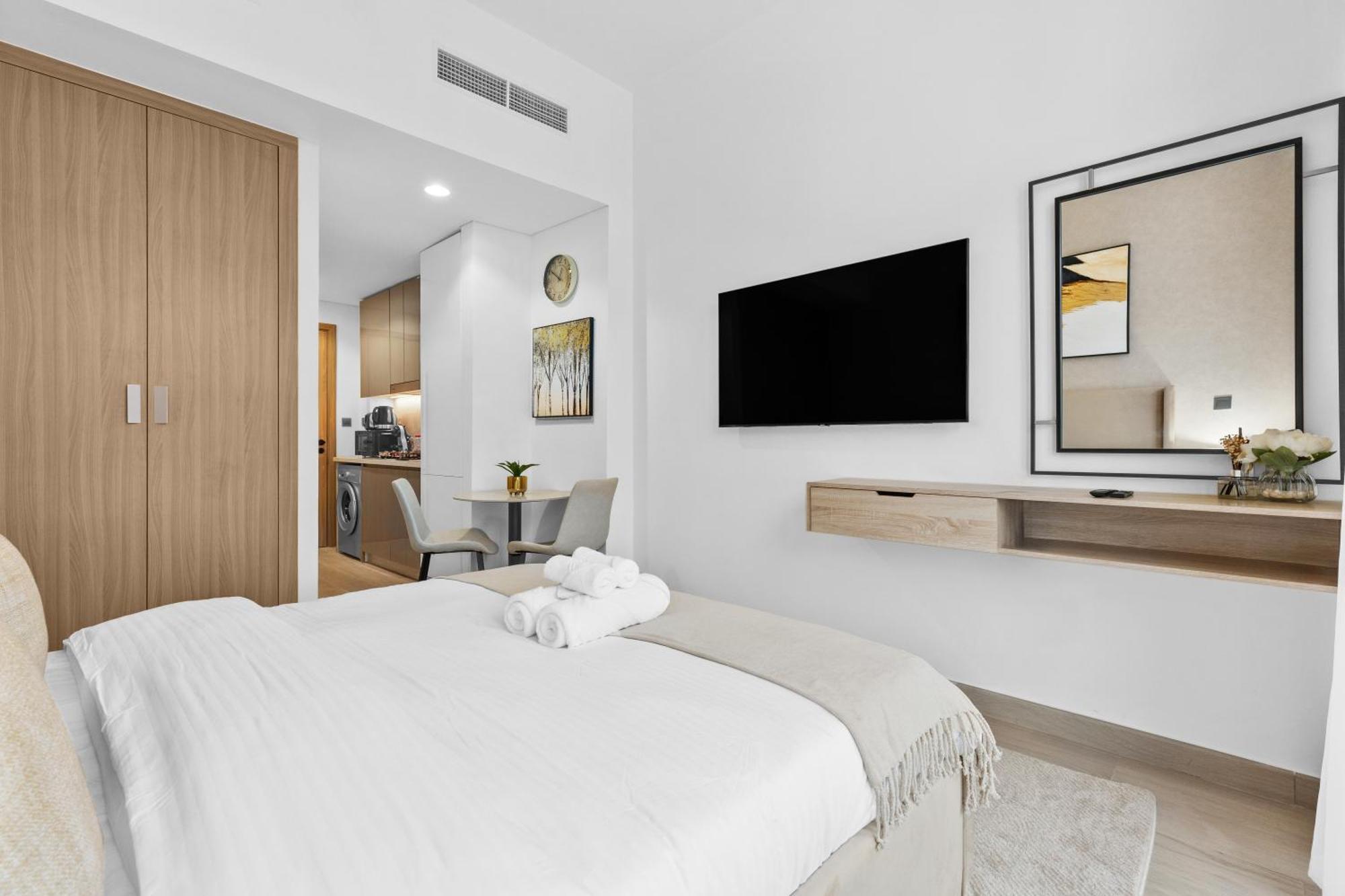 Apartment Waves - Azizi Riviera Building 25 Cozy With Balcony Dubai