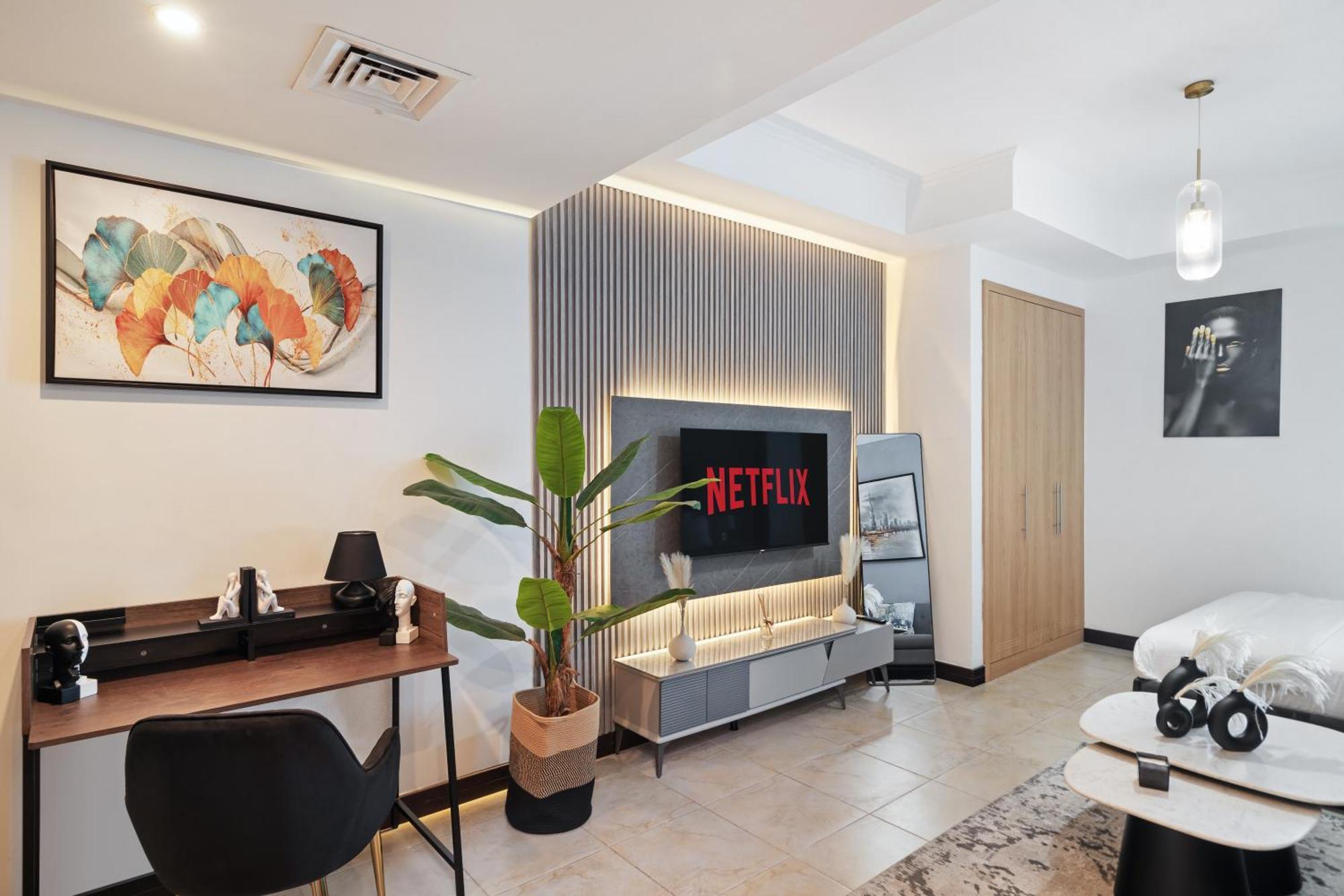 Luxury Furnished In Goldcrest Views Jlt Apartment Dubai